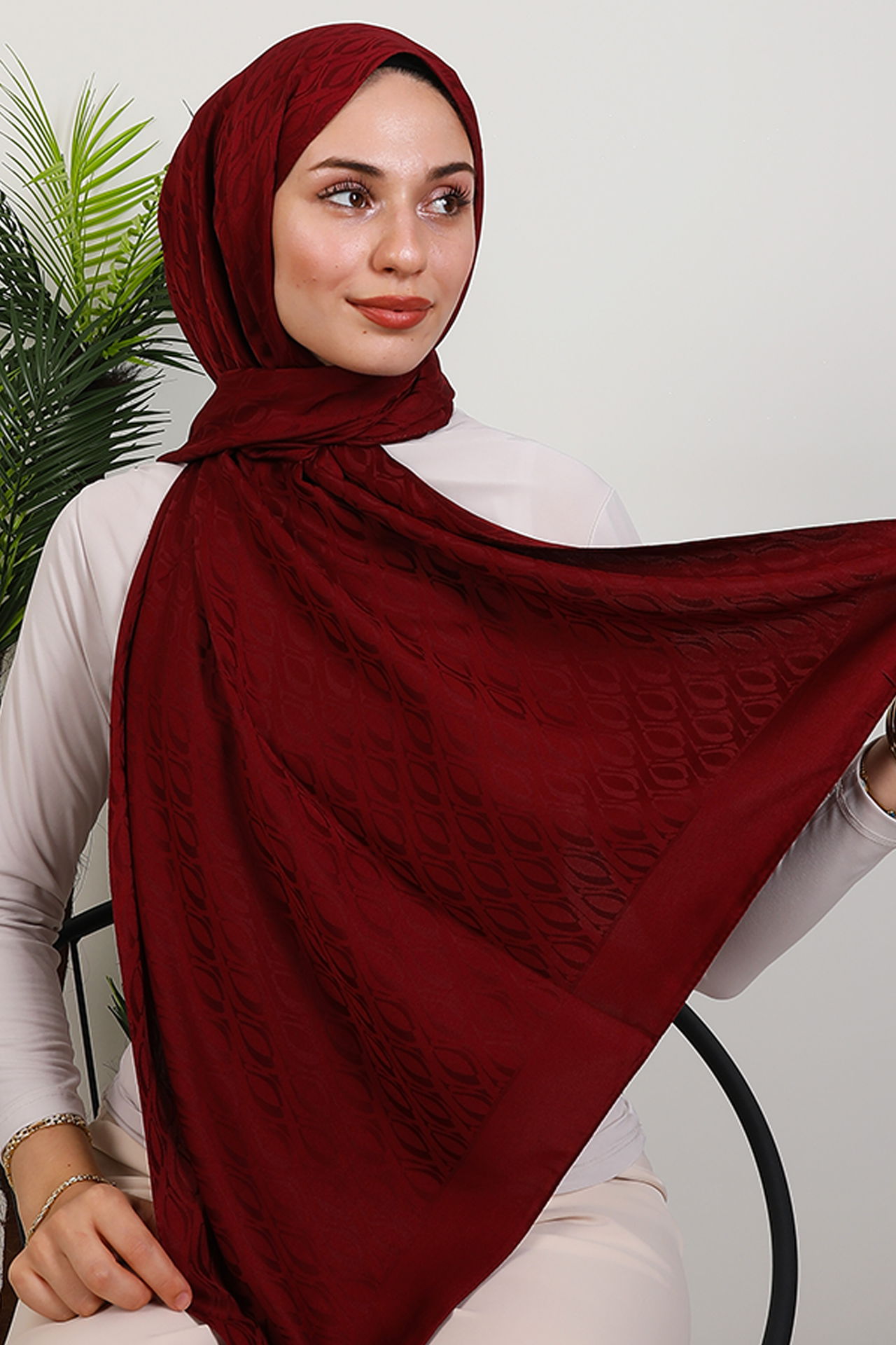 Alvina Oval Desen Şal Bordo 