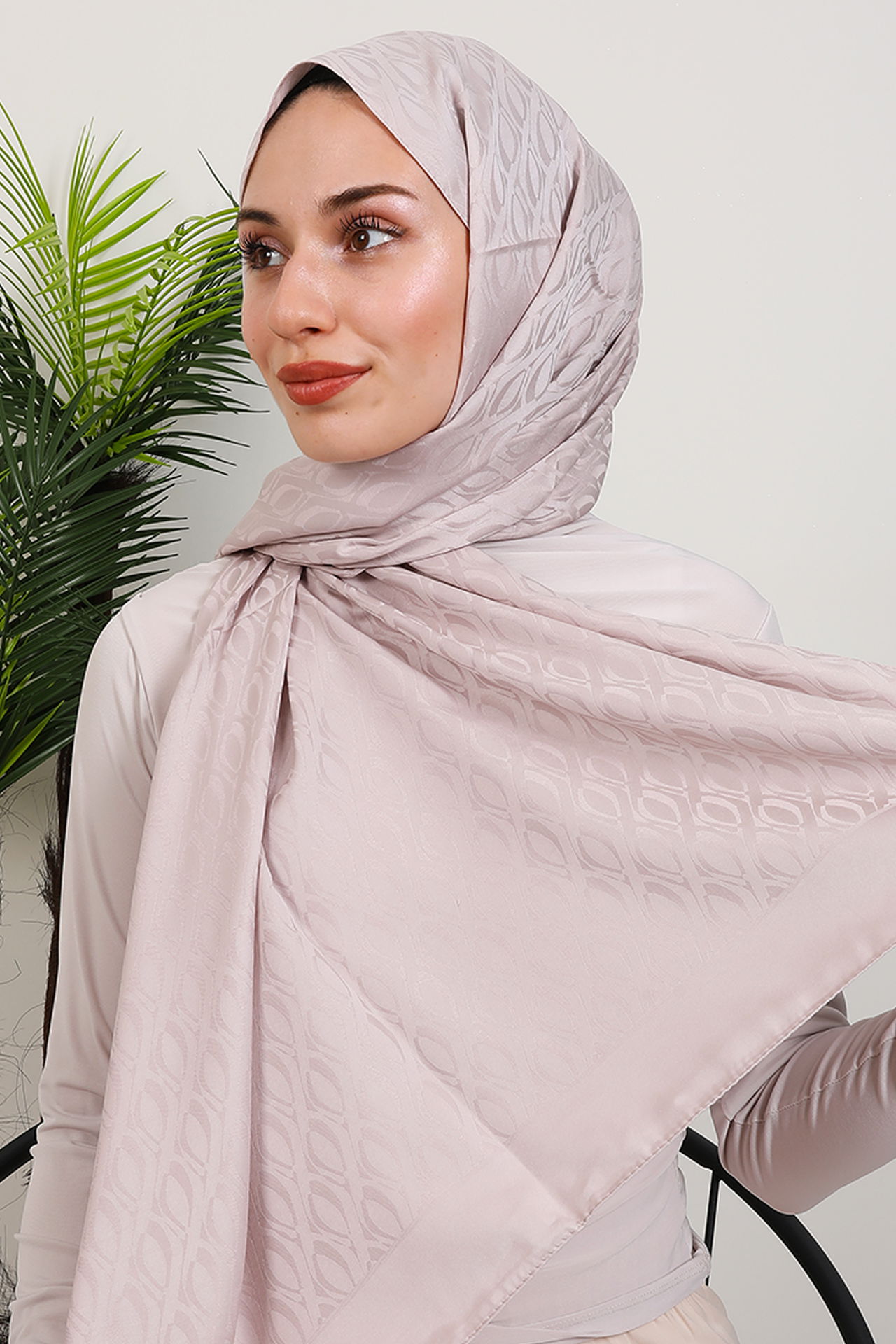 Alvina Oval Desen Şal Pudra 