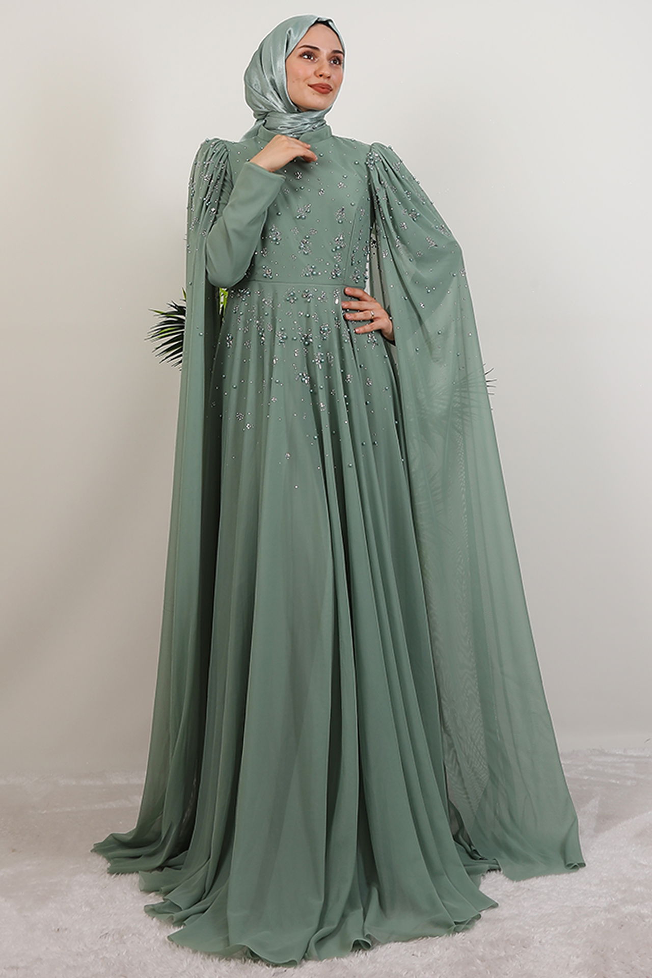 Mina Boncuklu Abiye Mint 